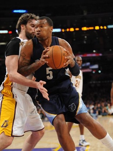 策略比拼 策略比拼